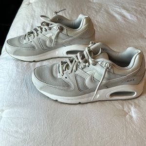 Nike Wmns Air Max Command